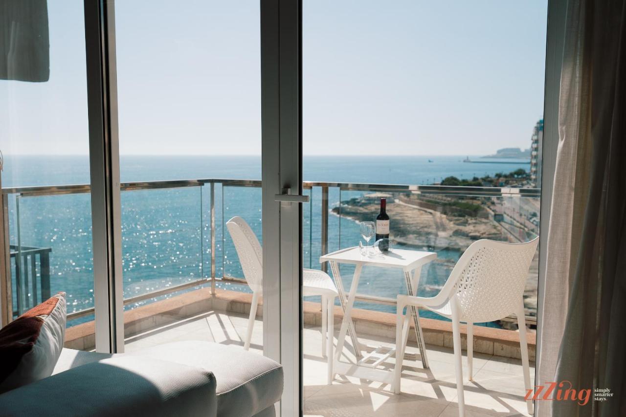 Scenic Seafront Duplex Apartment In 斯利马 外观 照片